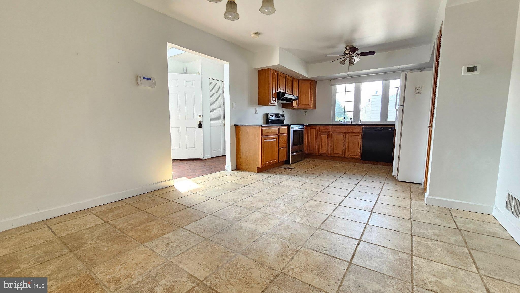 117 HAMLET Drive – photo 3