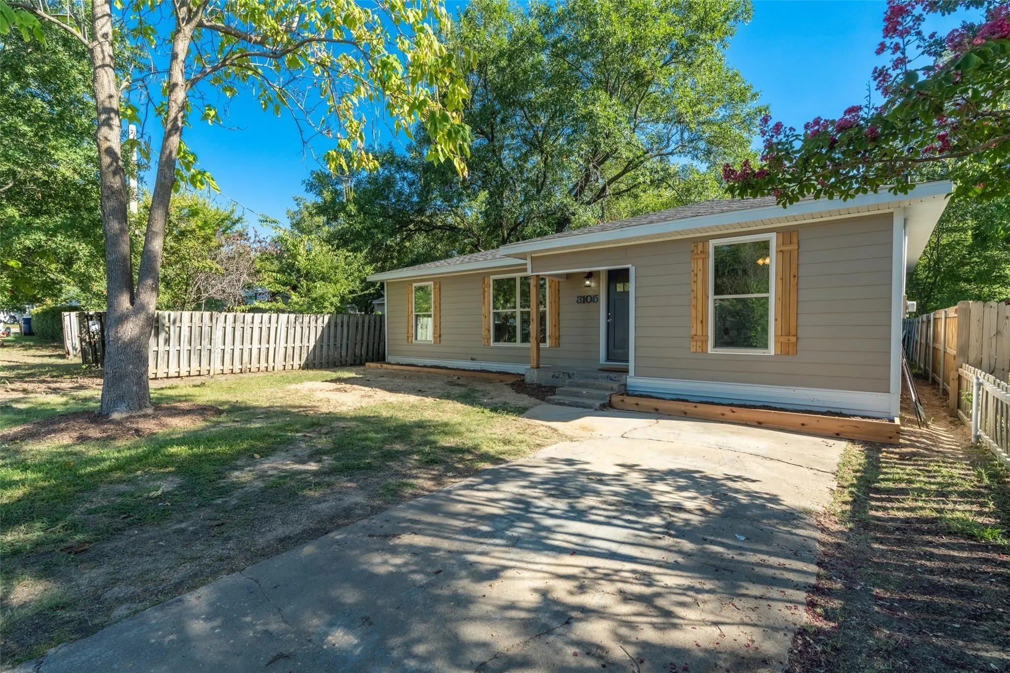 3105 Mitchell Street – photo 2