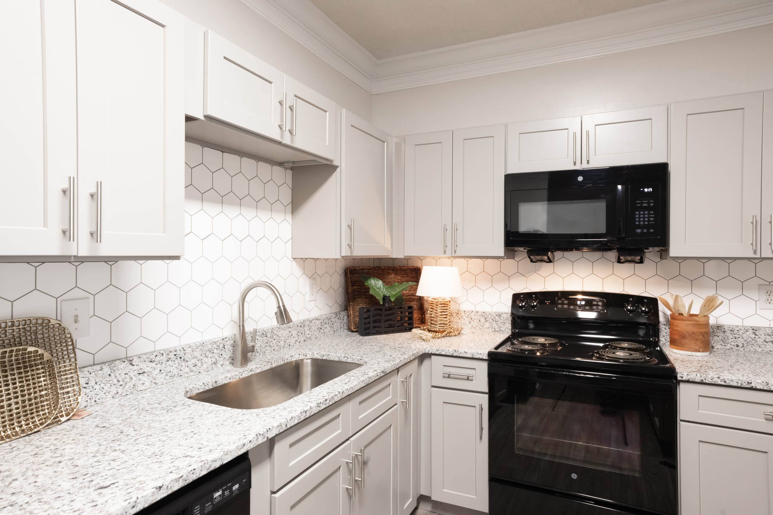 Appling Lakes Apartments – photo 1