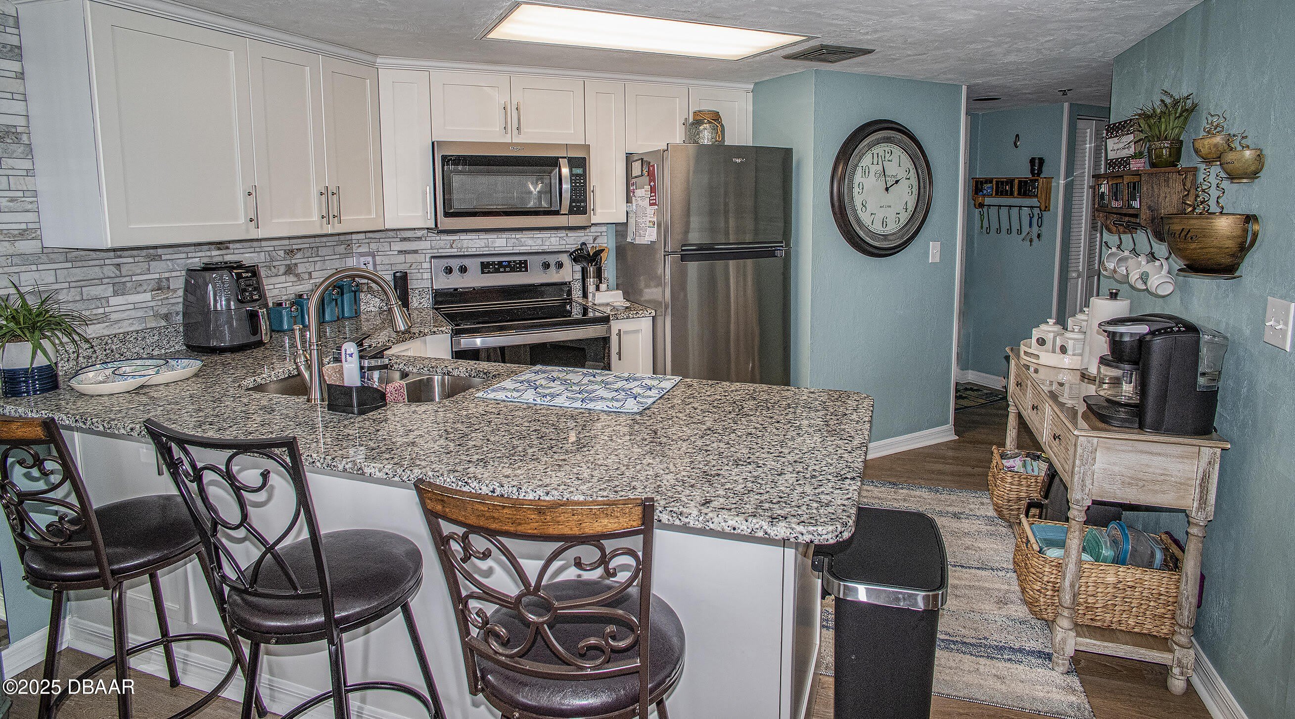 3023 S Atlantic Avenue – photo 4