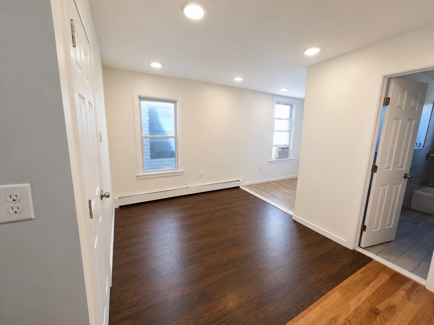 408 West Side Ave – photo 1