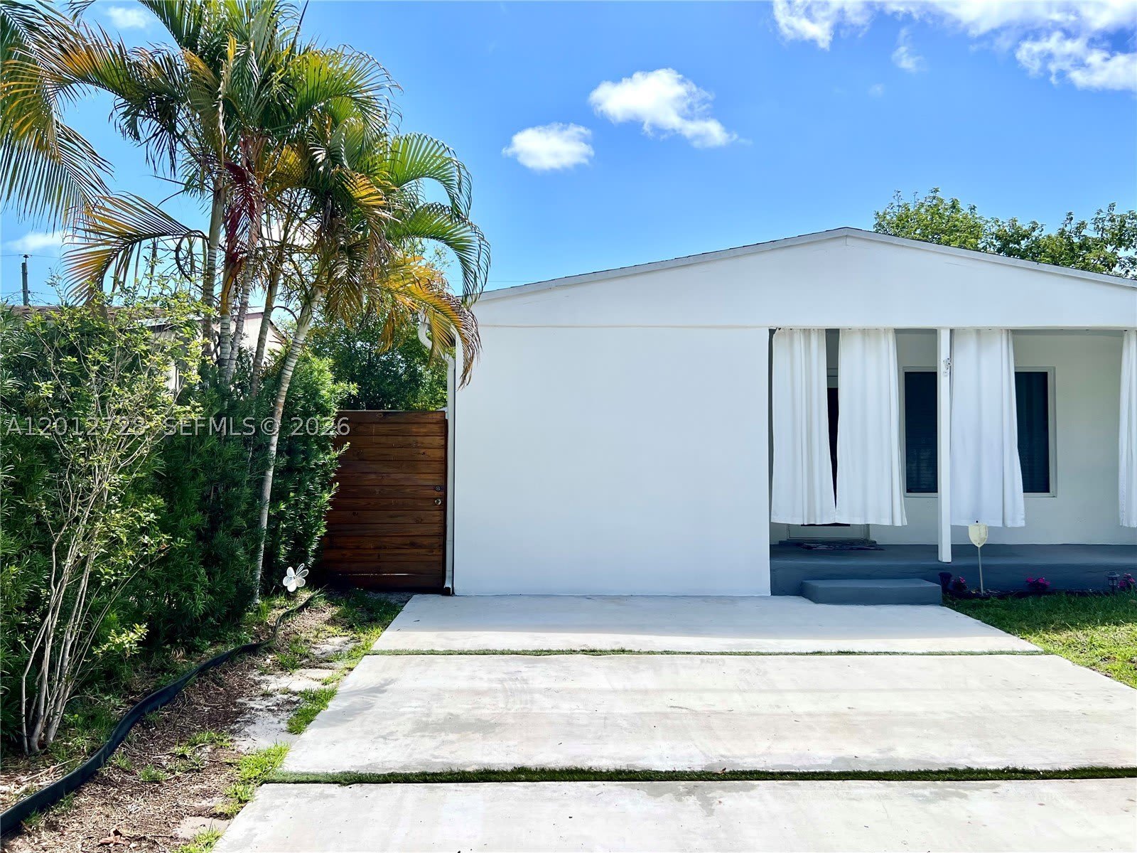 5300 Nw 1St Ave – photo 2