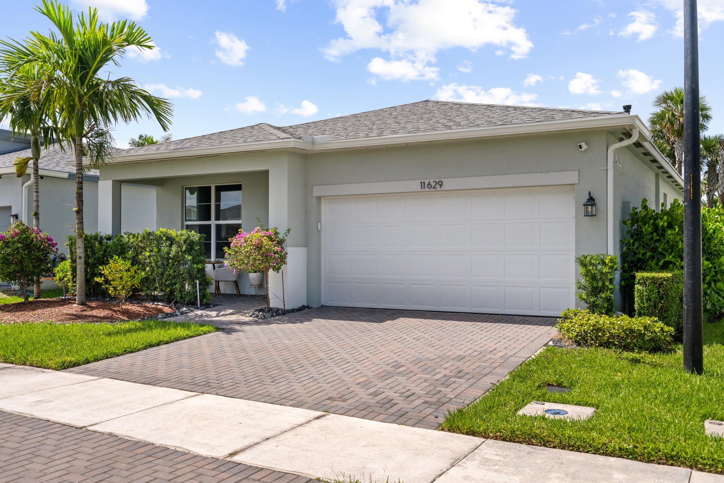 11629 SW LYRA Drive – photo 2