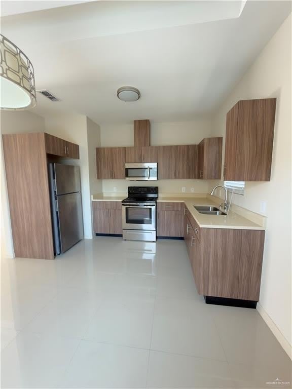 2808 Sabercat Avenue – photo 3