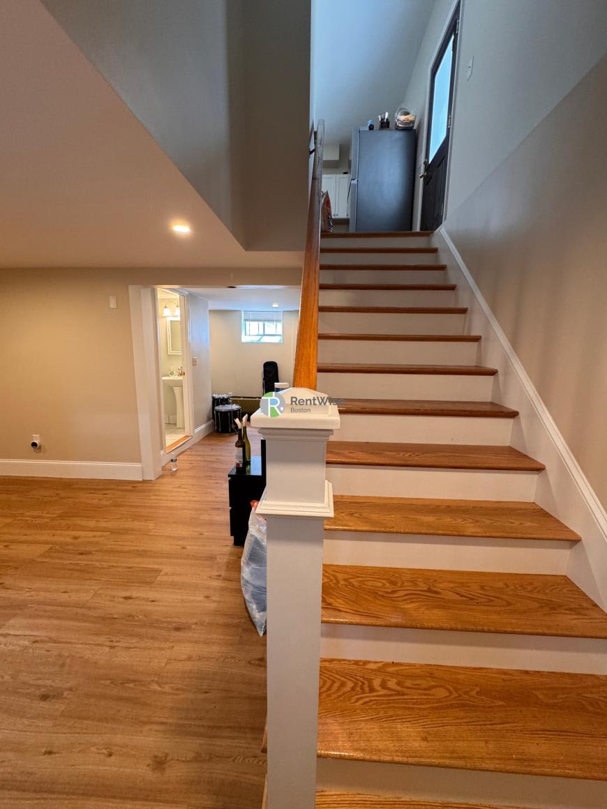 46 Bromfield Rd – photo 1