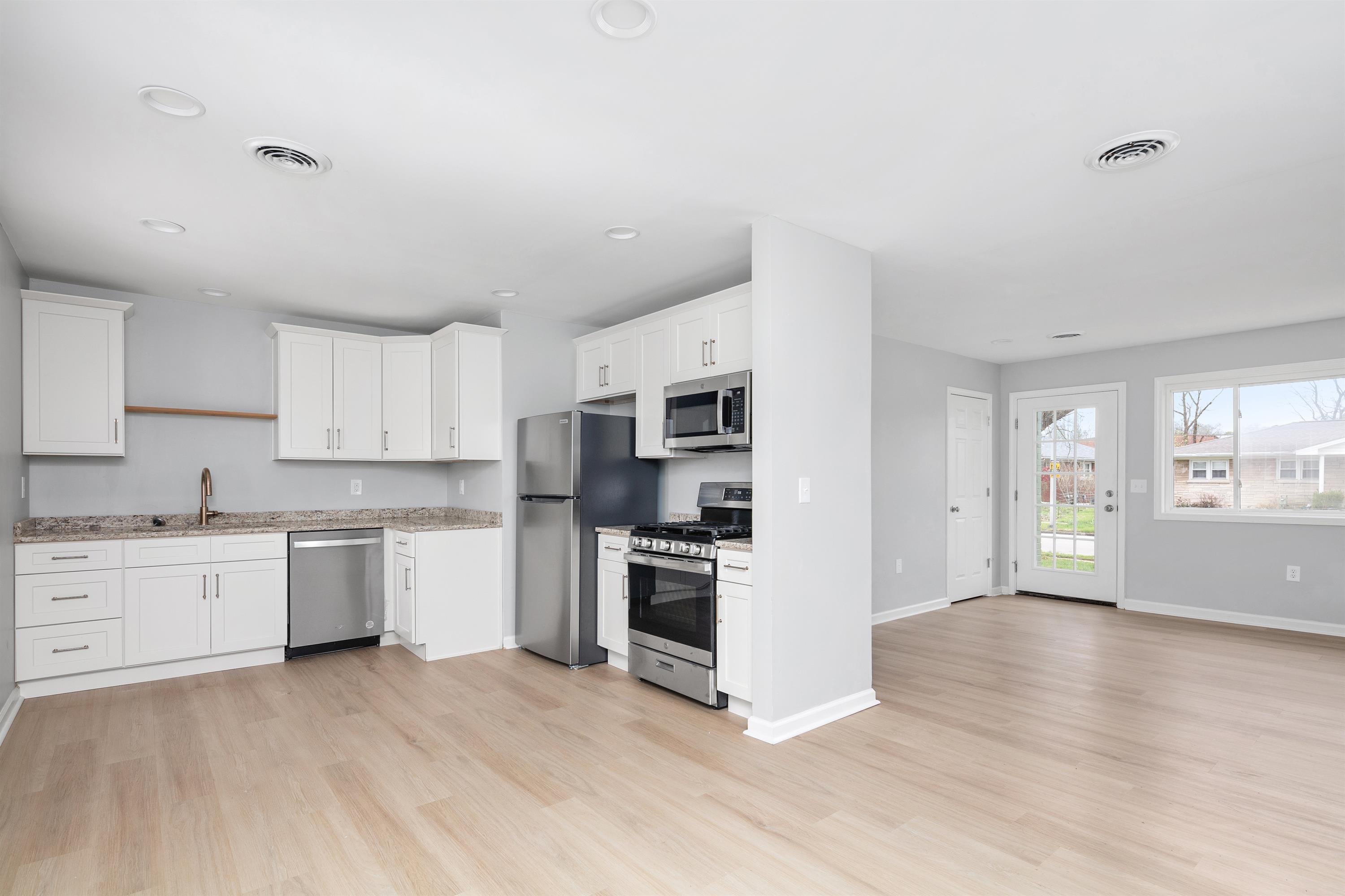 2021 Saint Christopher Drive – photo 2