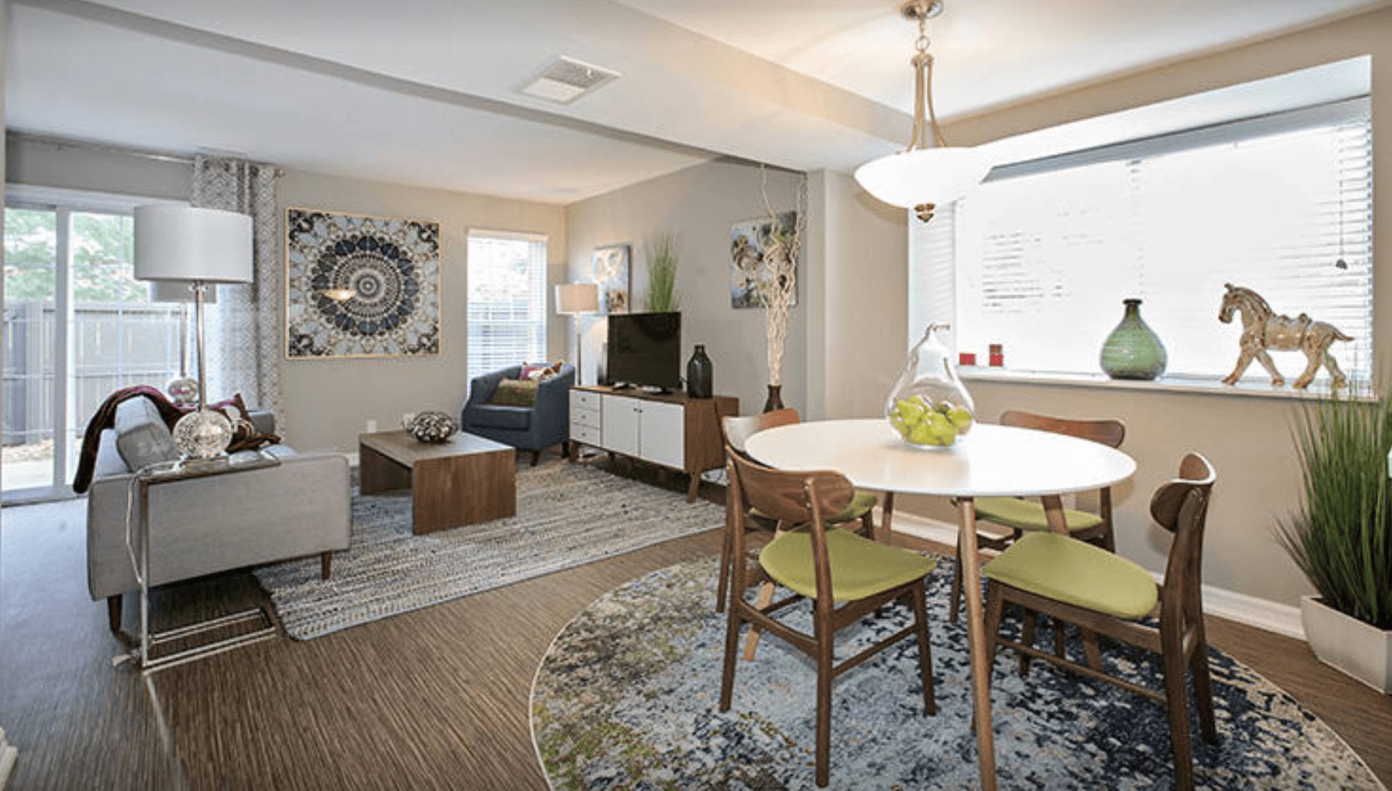 Arlington Apartments – photo 1