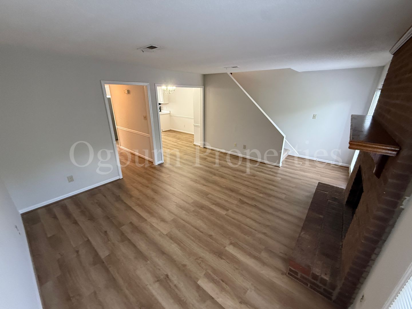 1905 Winding Ridge Ct-2BR/2.5BA-Moss Brook Falls Townhouse!!! – photo 4