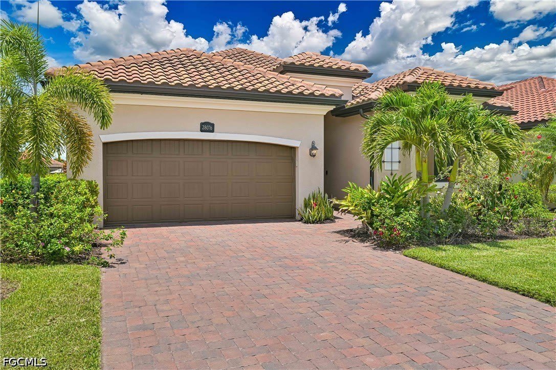 28076 Foxrock Court – photo 2