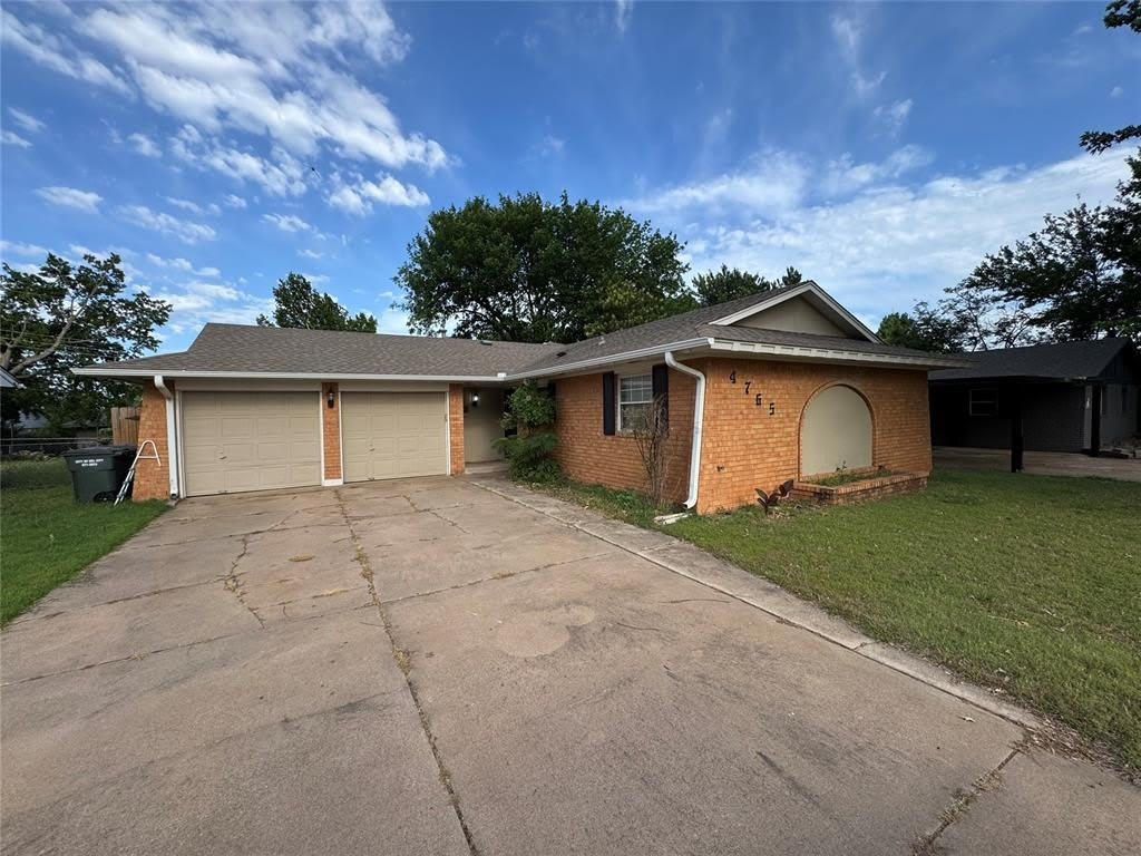 4765 Spiva Drive – photo 1