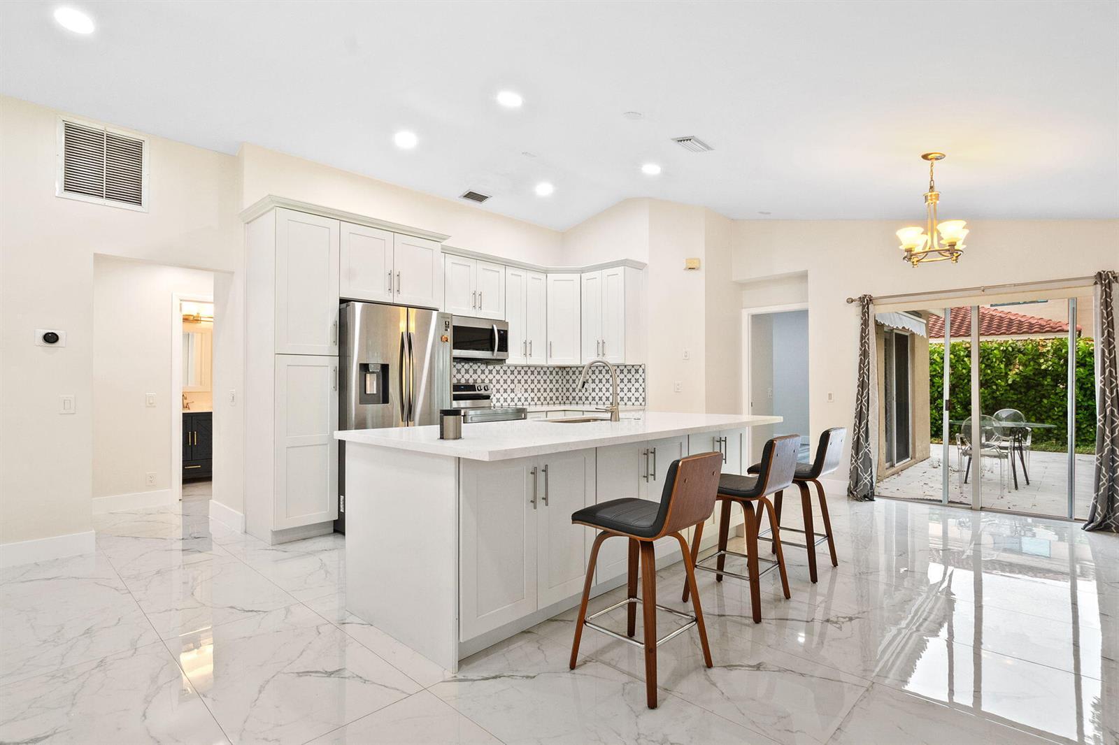 4498 Dogwood Circle – photo 1