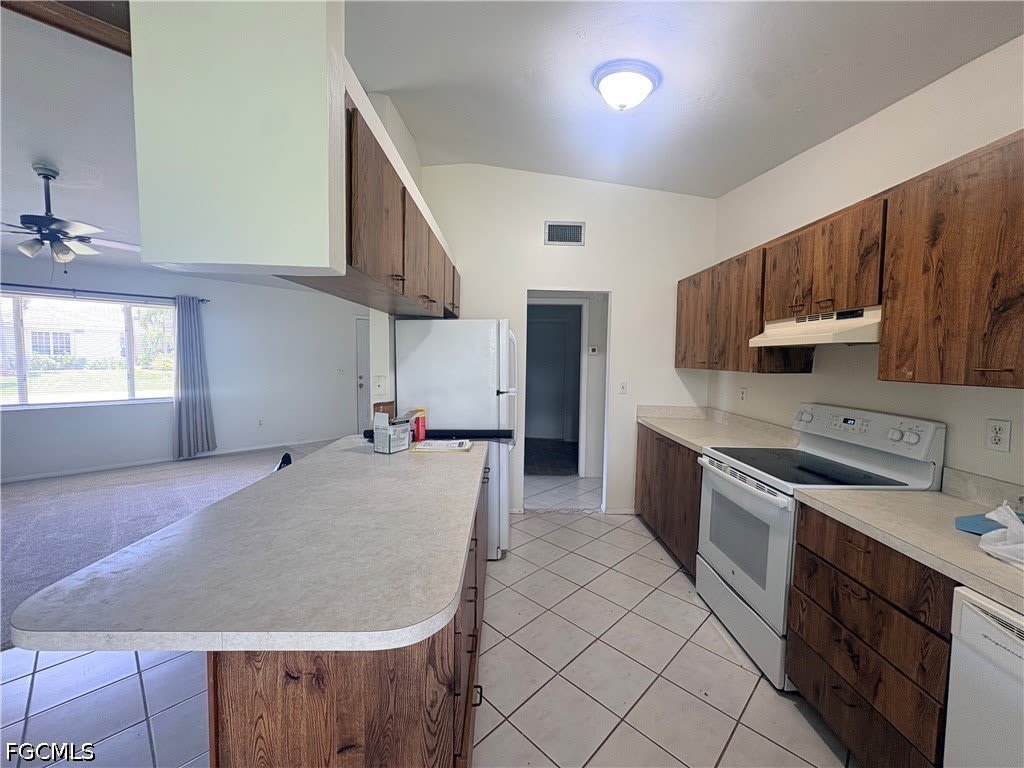 3709 SW 1st Place – photo 2
