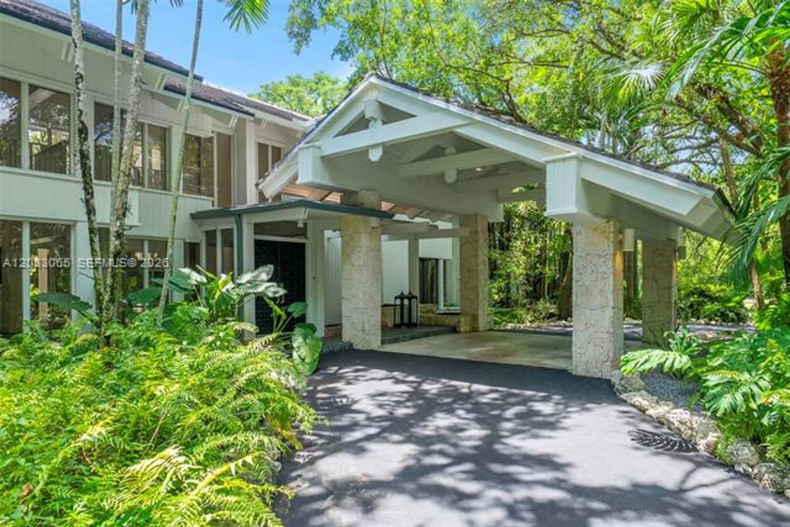 5600 Oakwood Ln 5600 Coral Gables Fl 33156 – photo 1