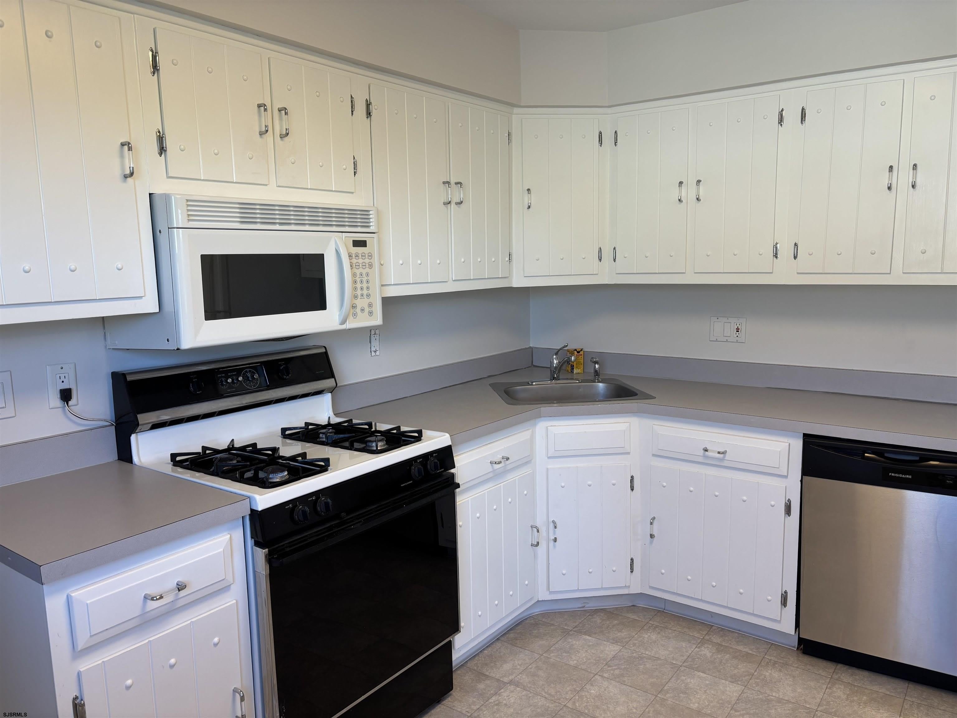 416 N Wissahickon – photo 3