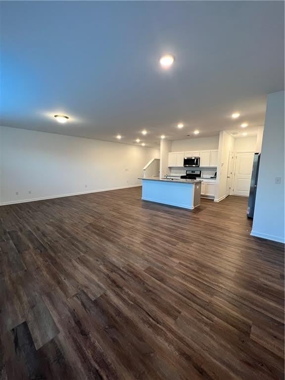 6075 Handley Drive – photo 3