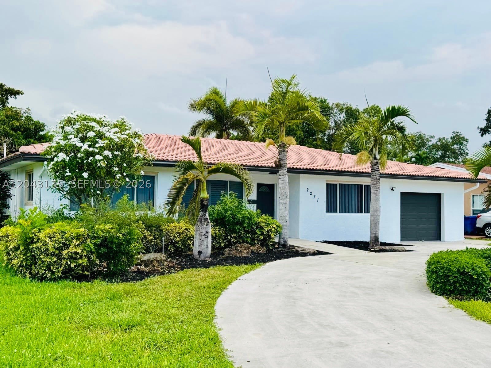 2271 SW 30th Ter – photo 2