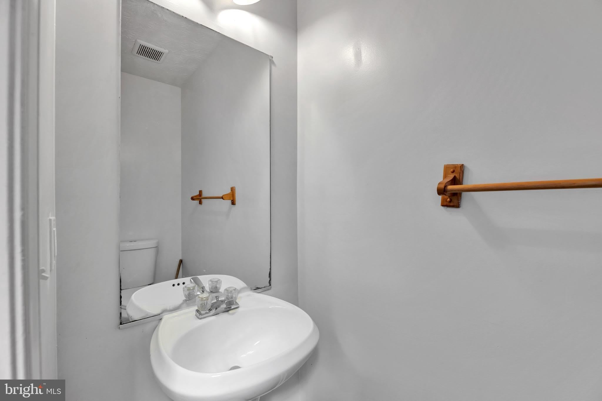 2406 LEMONTREE Lane – photo 2