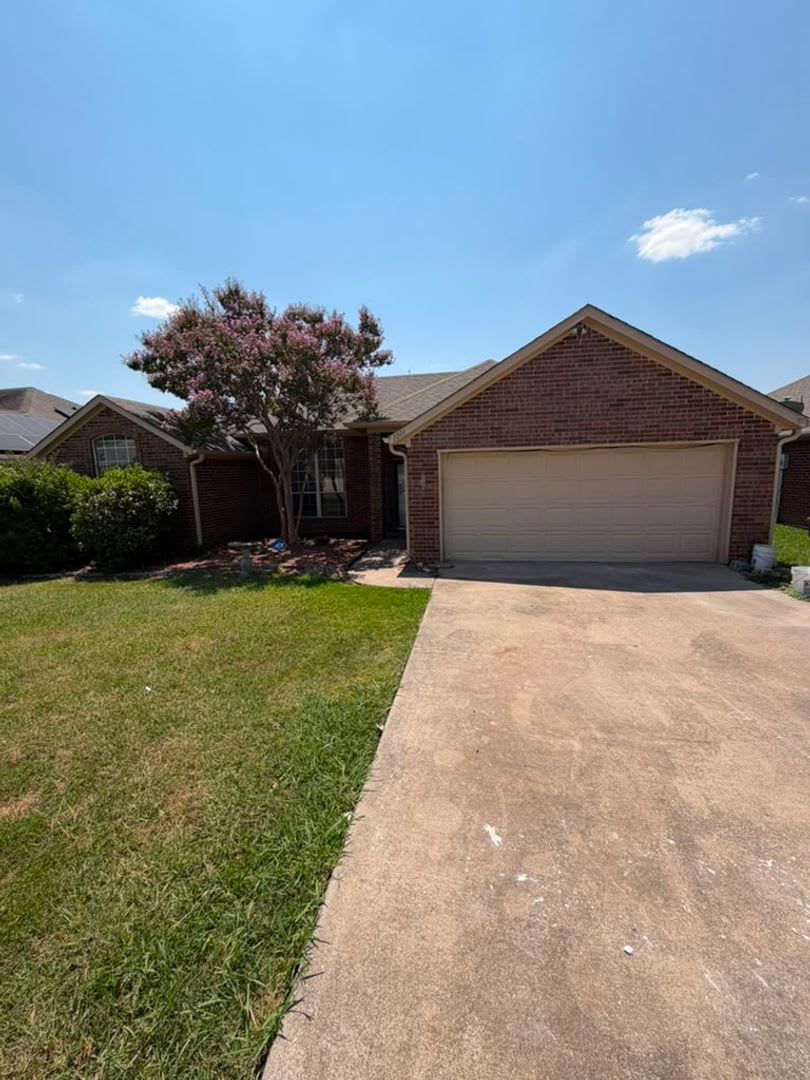 1001 BROOKHAVEN DR – photo 5