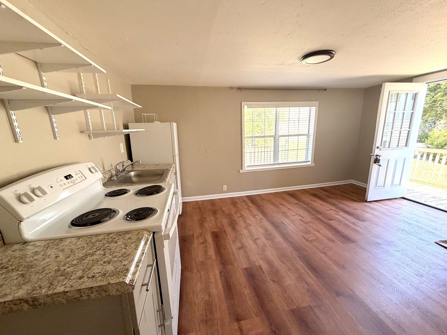 Newly Updated 1 Bed 1 Bath – photo 5