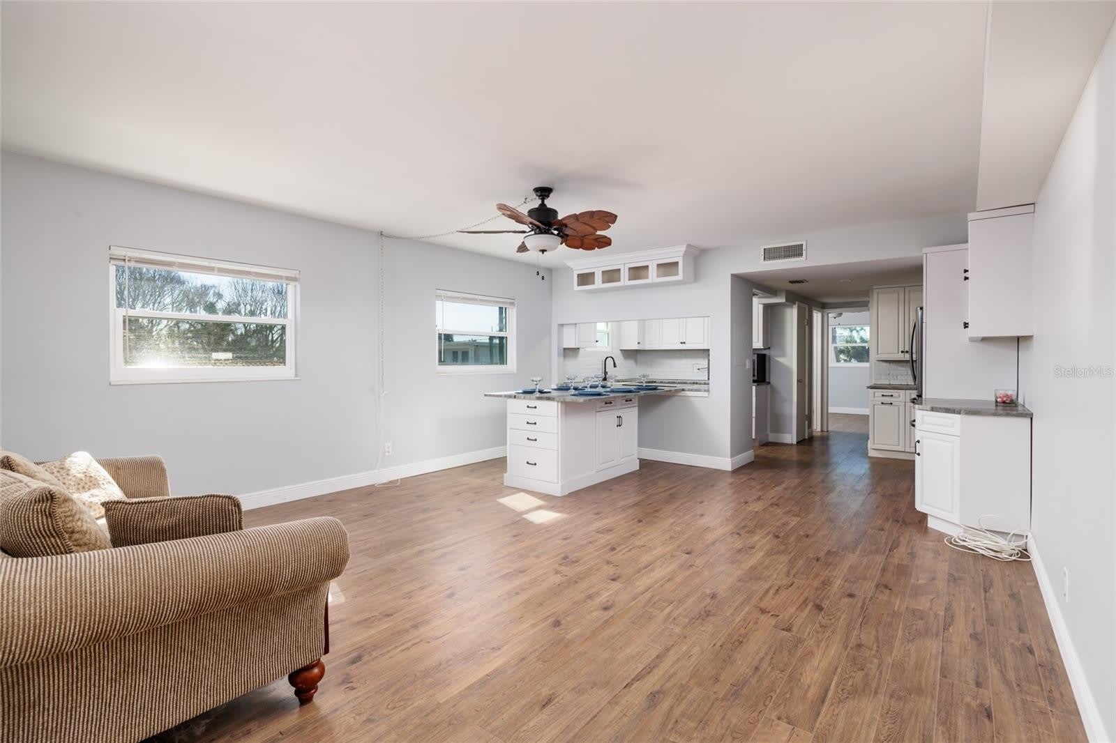 6000 2Nd Street E – photo 5
