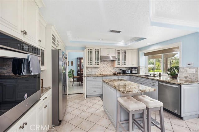 26 Danforth Avenue – photo 2