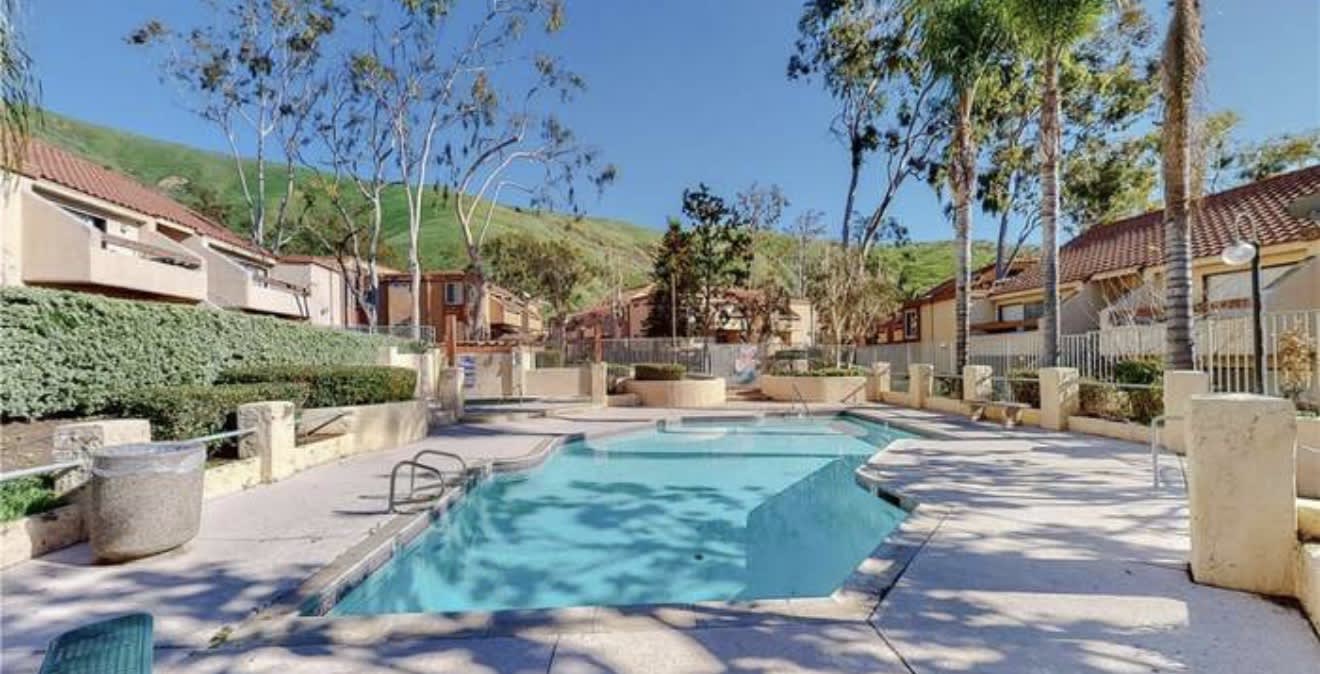 1440 W Edgehill Rd Apt 23 – photo 5