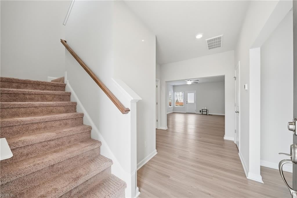1009 Melbourne Street – photo 5