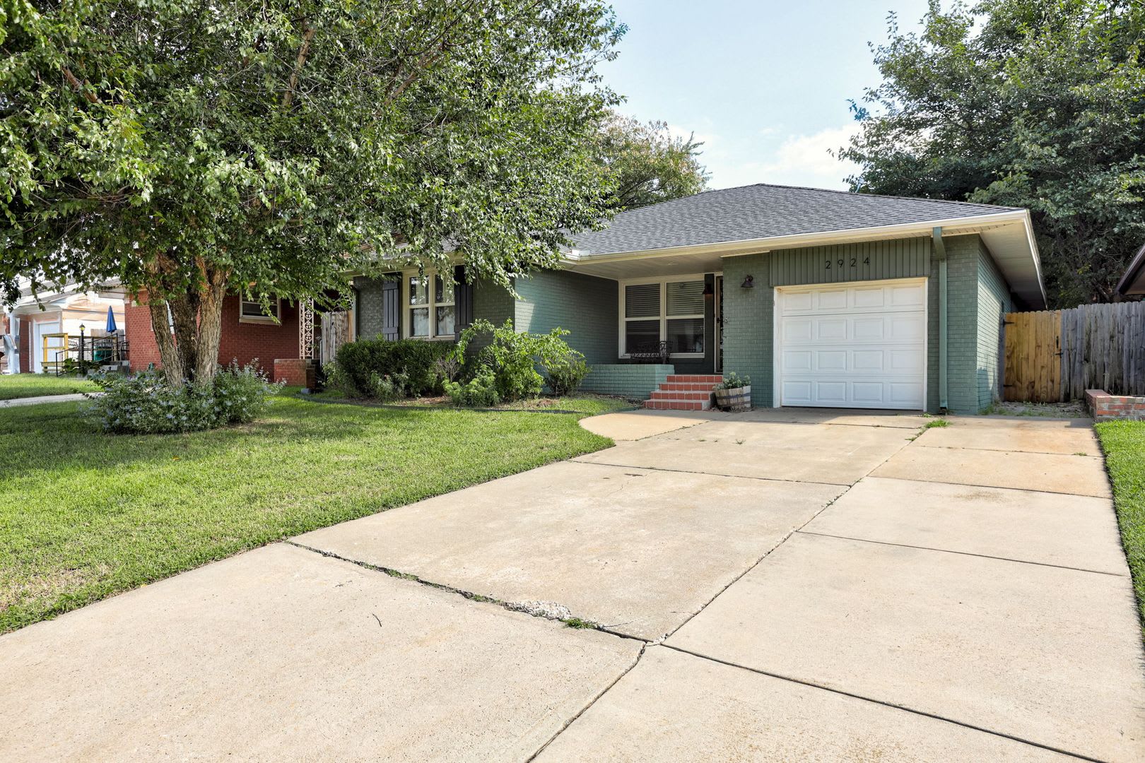 Charming 3-Bed, 2-Bath Home in NW OKC!!! – photo 3