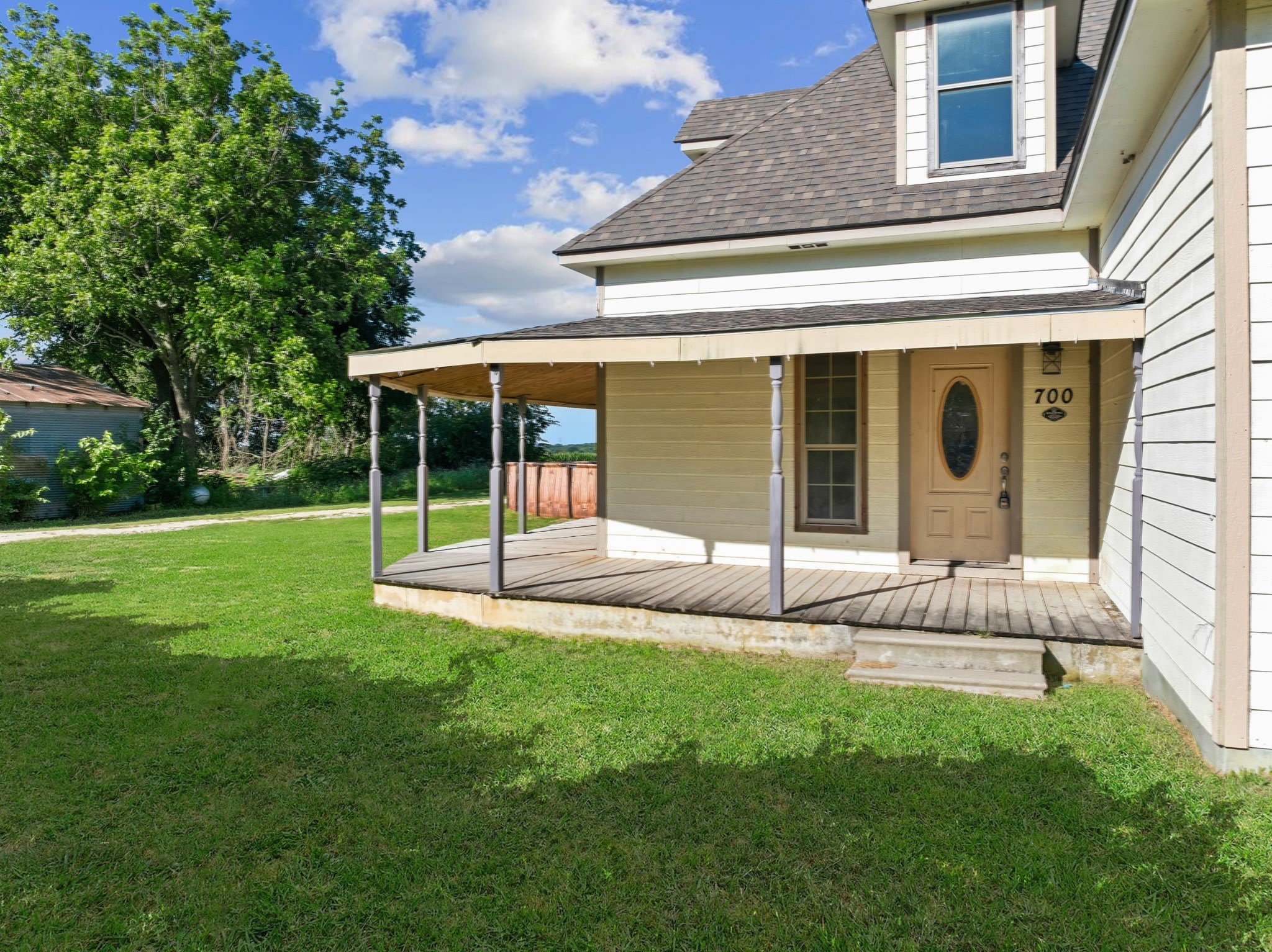 700 Harrel Avenue – photo 3