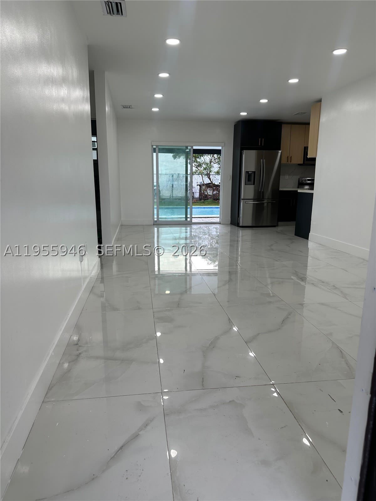 6448 Fletcher St – photo 3