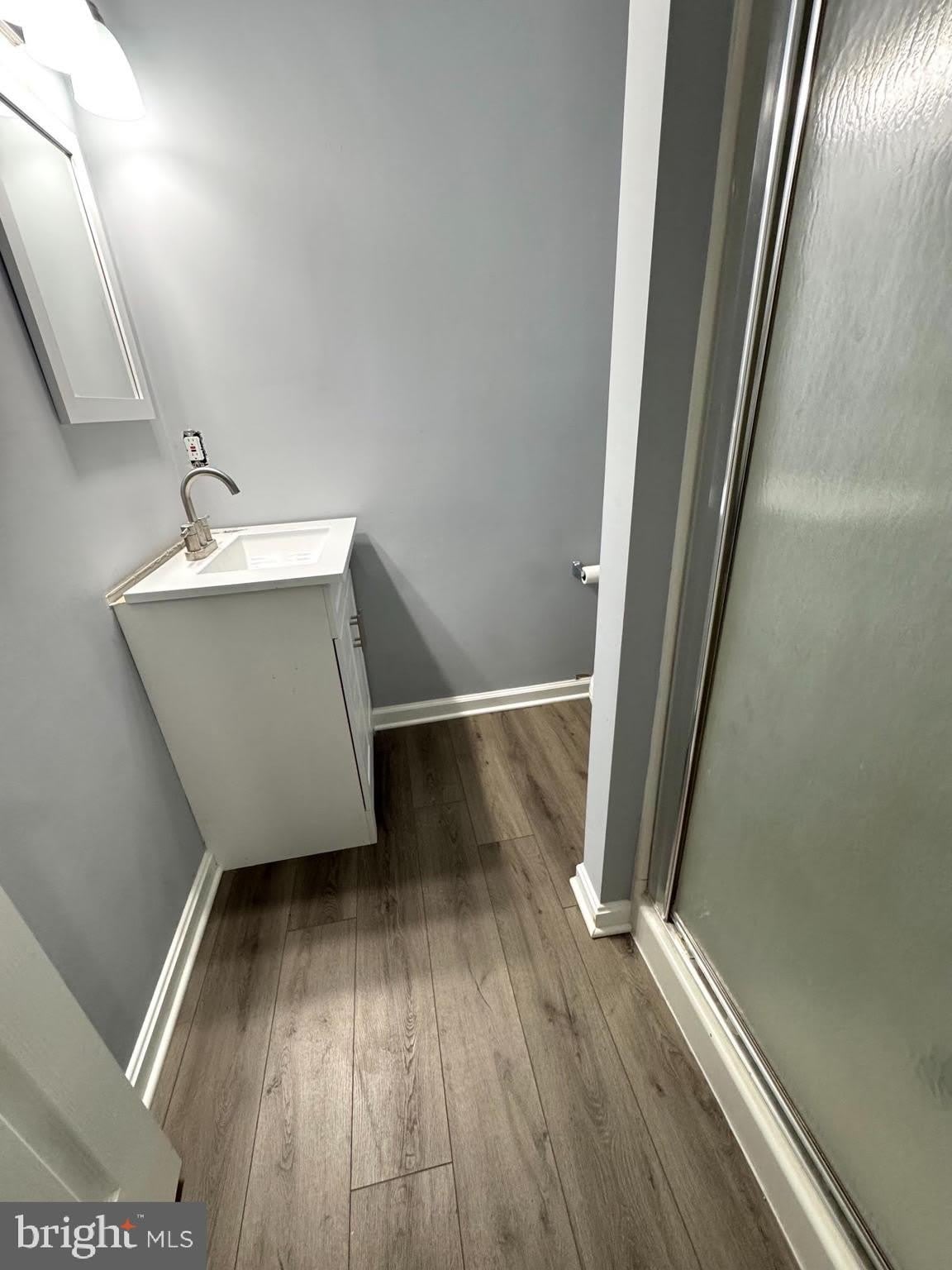508 KINGDOM Court – photo 5