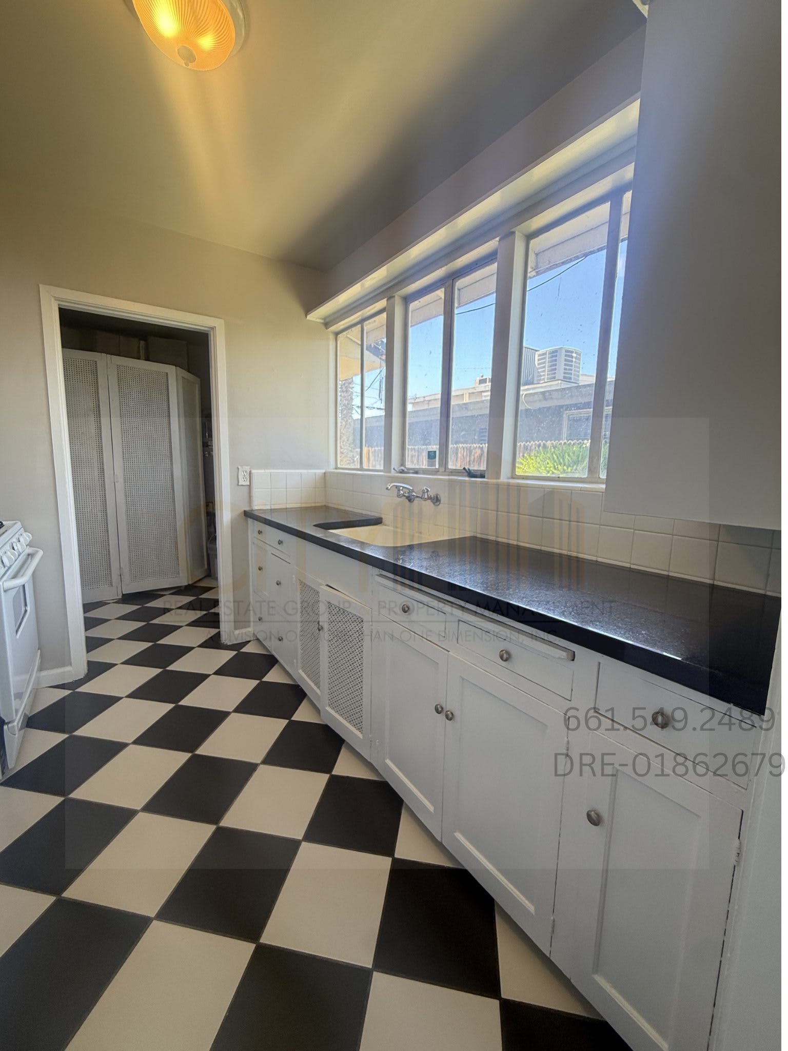 2315 E Street – photo 2
