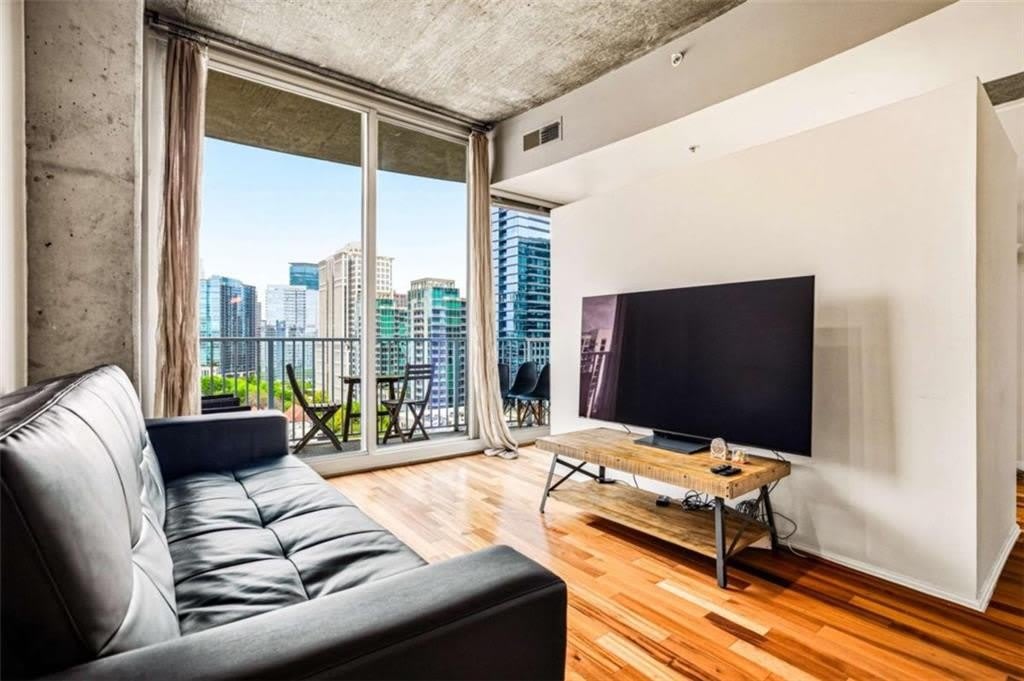 860 Peachtree Street – photo 3