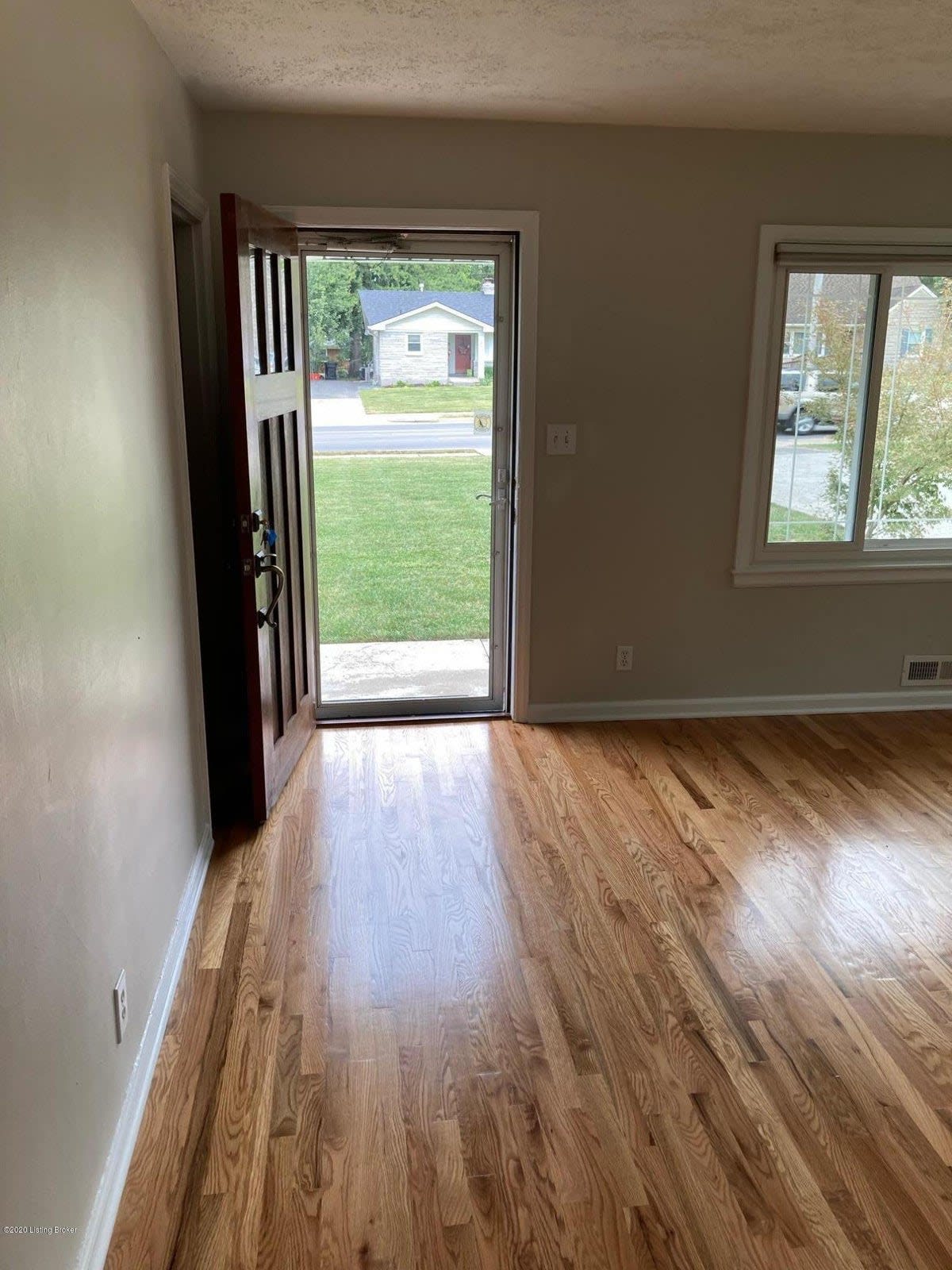 2510 Browns Lane – photo 5