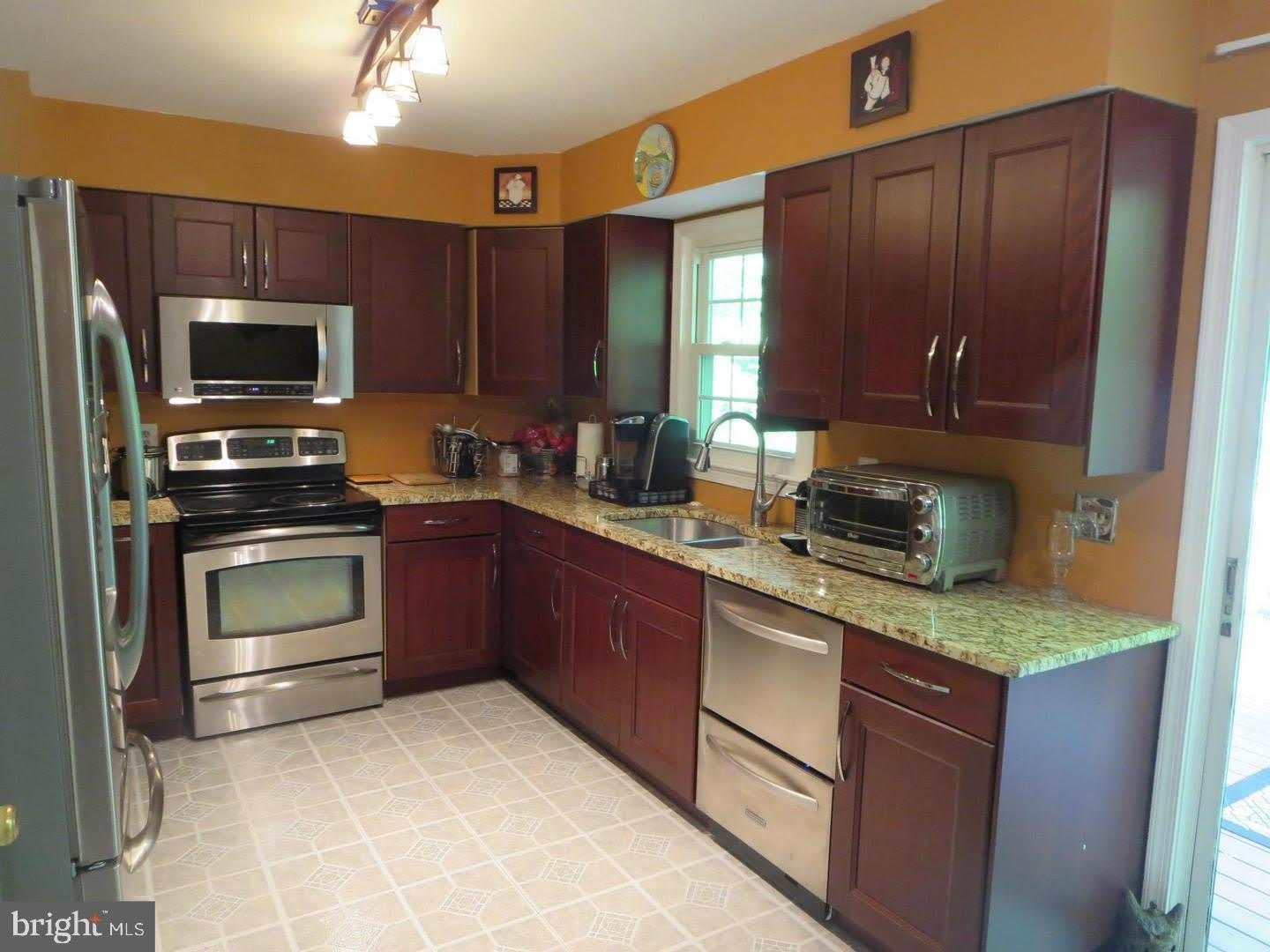 4244 JONATHAN Court – photo 3