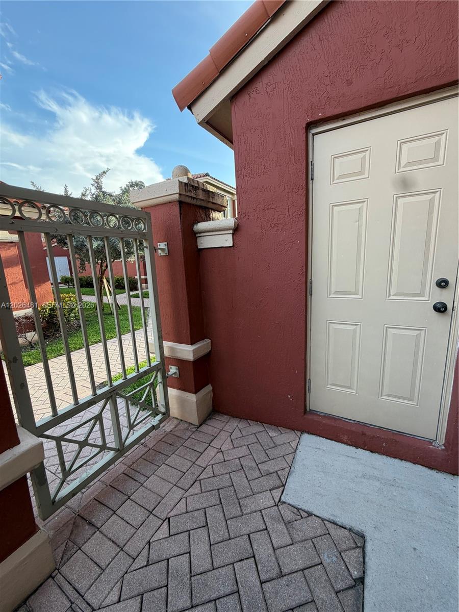 6202 Northwest 115th Place – photo 2