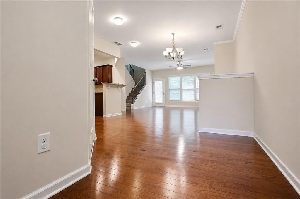 2132 Greencrest Circle – photo 2