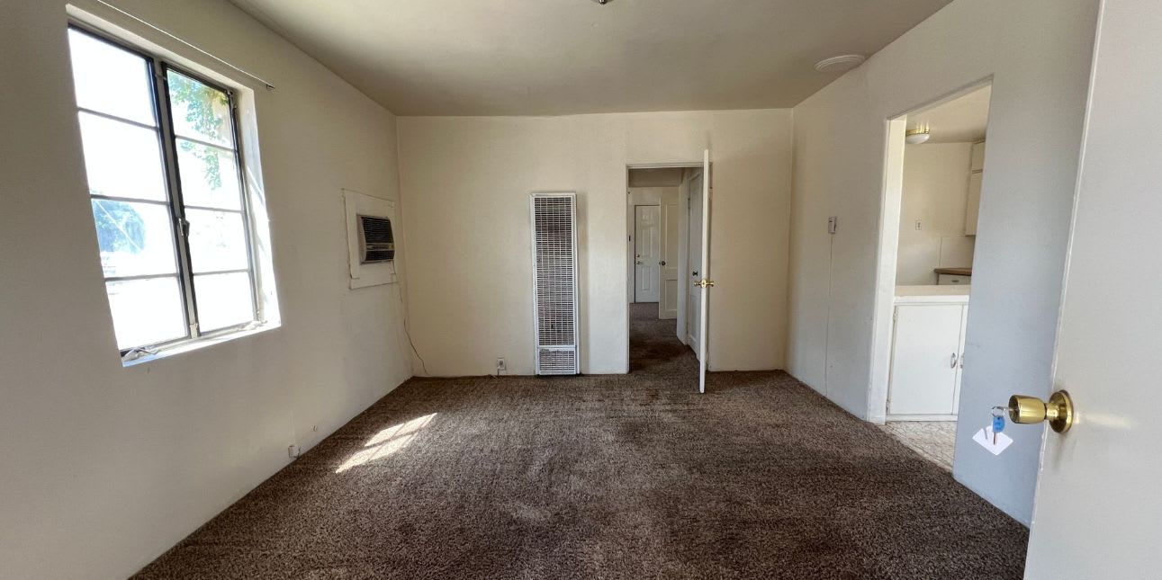 1190 3rd St – photo 2