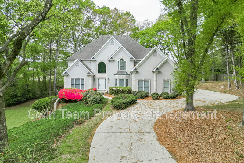 9345 Riverclub Pkwy – photo 1