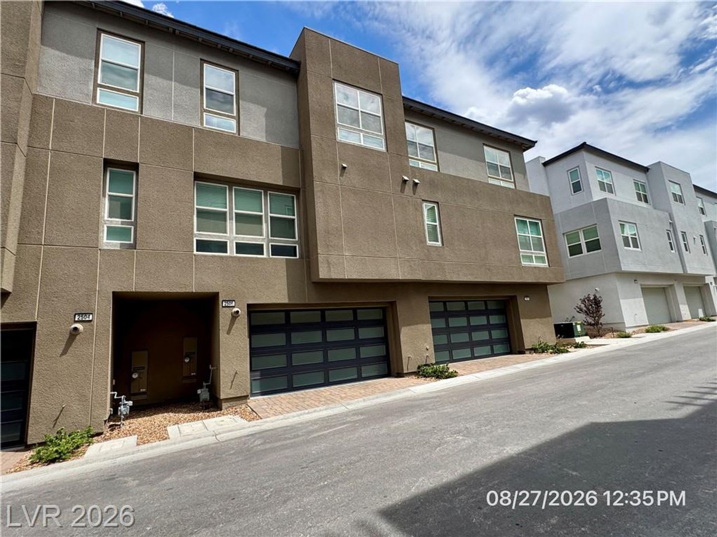4-Bedroom Townhome in Inspirada with Covered Balcony – photo 5