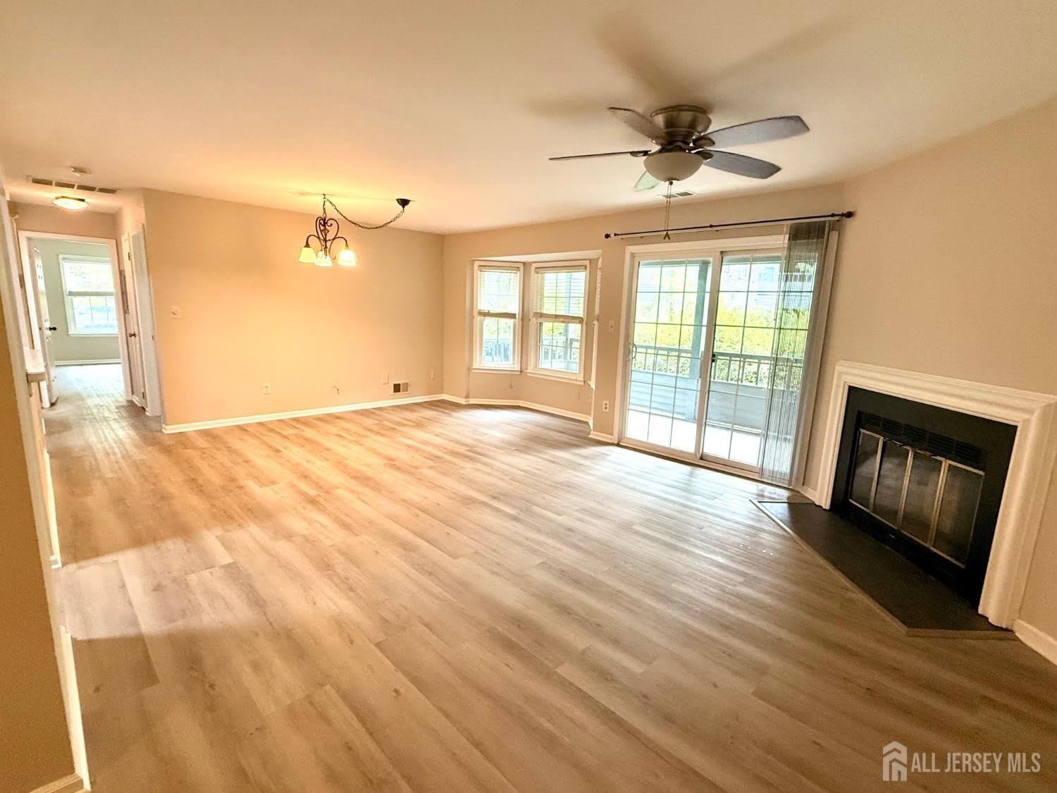 902 Woodhaven Drive – photo 3
