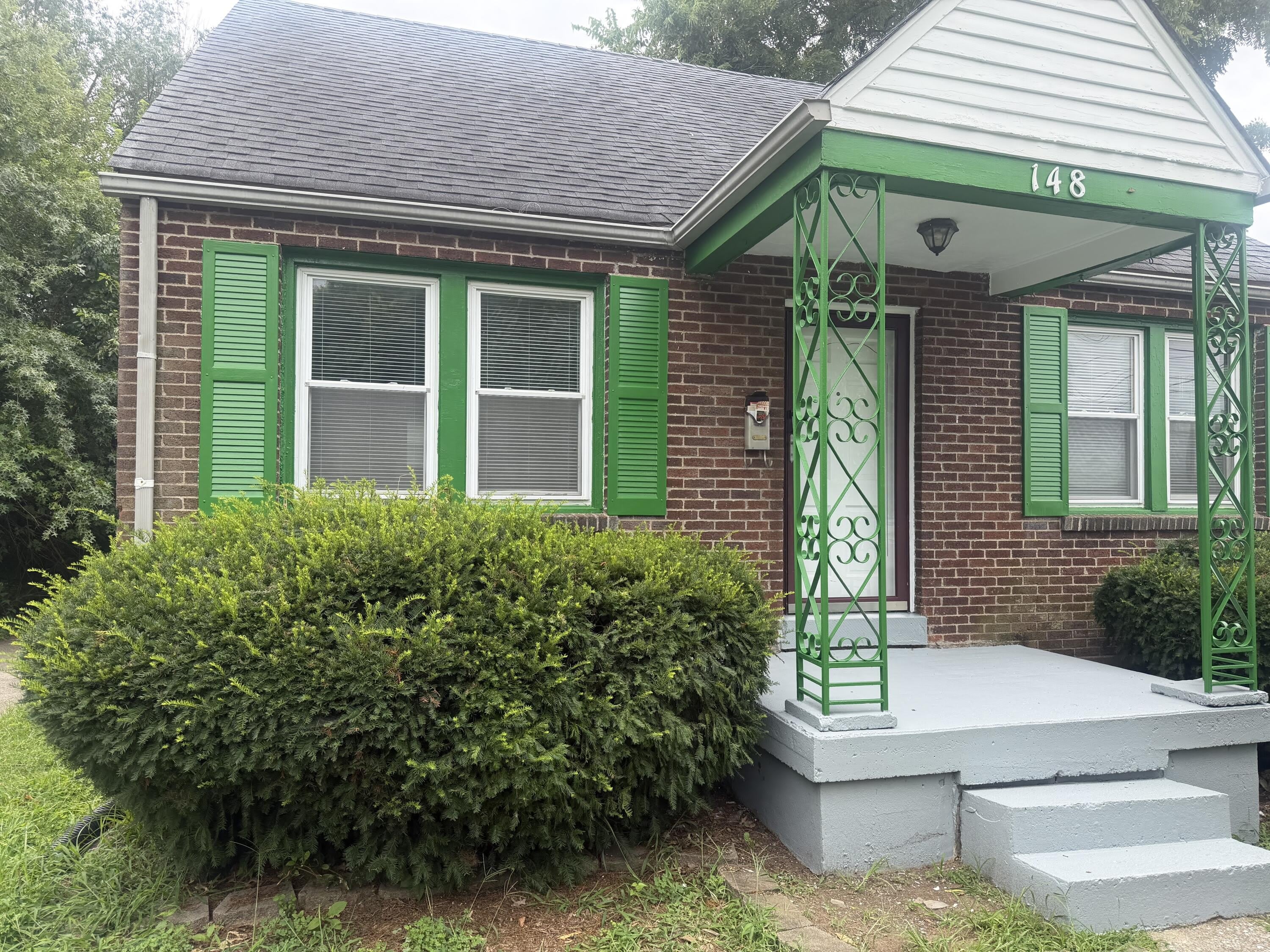 148 Fairlawn Avenue – photo 1