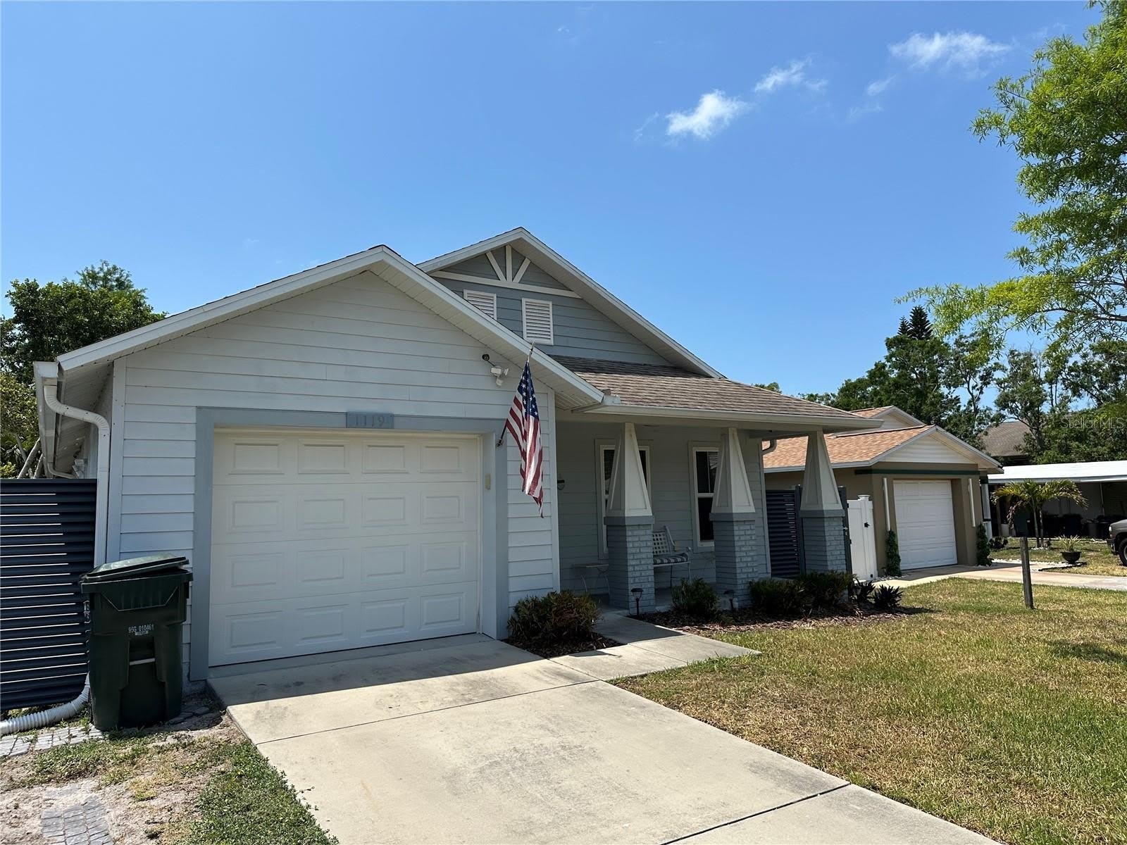 1119 BEVERLY Avenue – photo 2