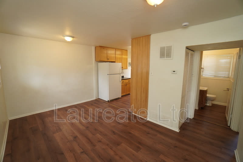 920 Orchard St – photo 3