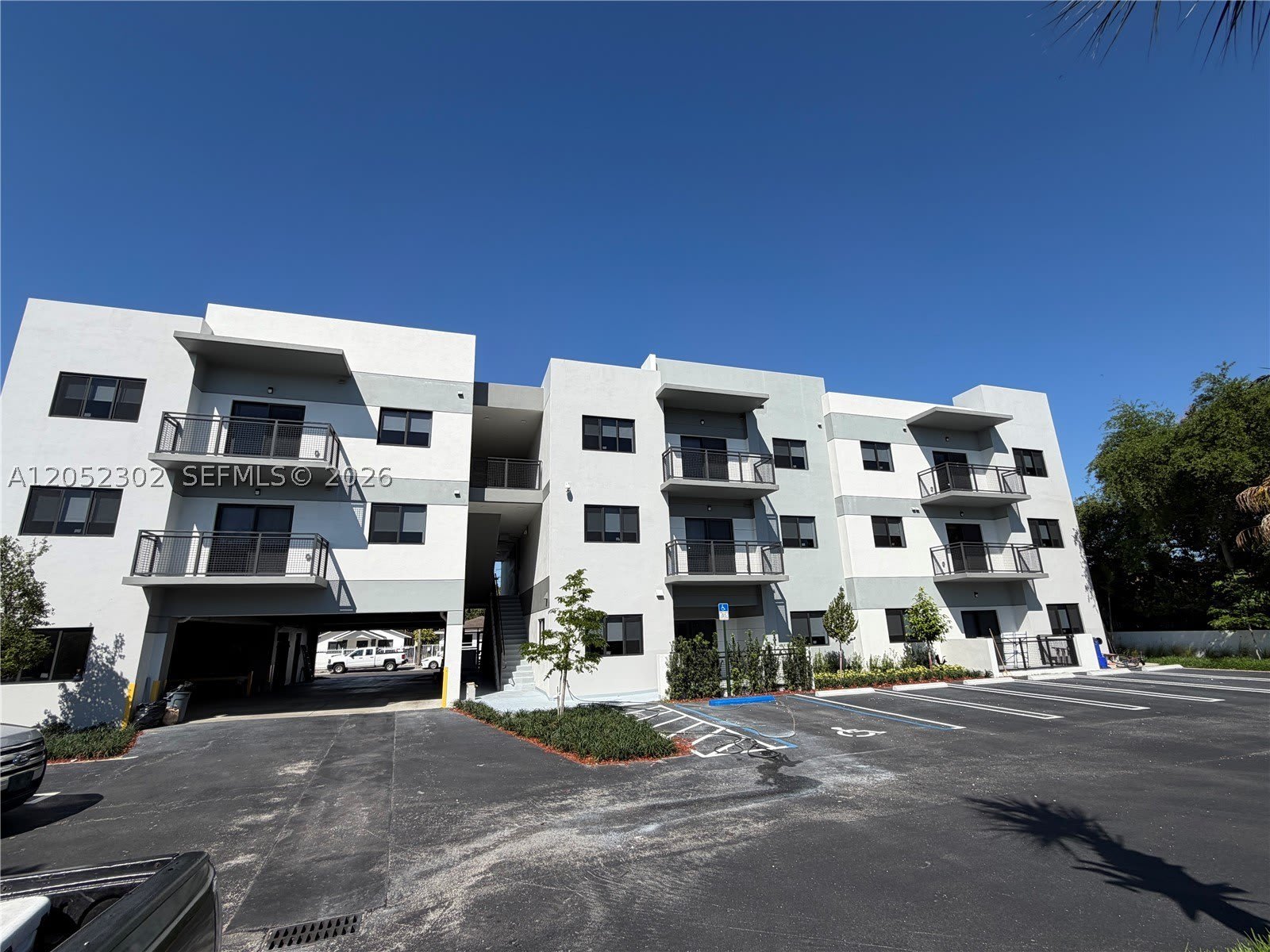 2641 NW 24th Ct – photo 1