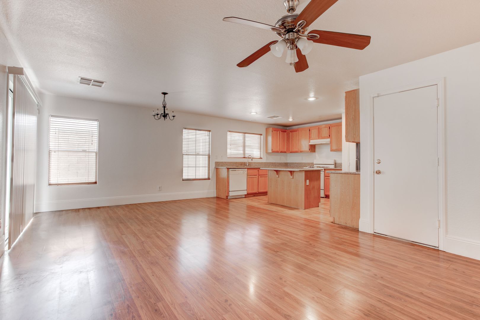 Charming Two Story 3 Bedroom Home – photo 3
