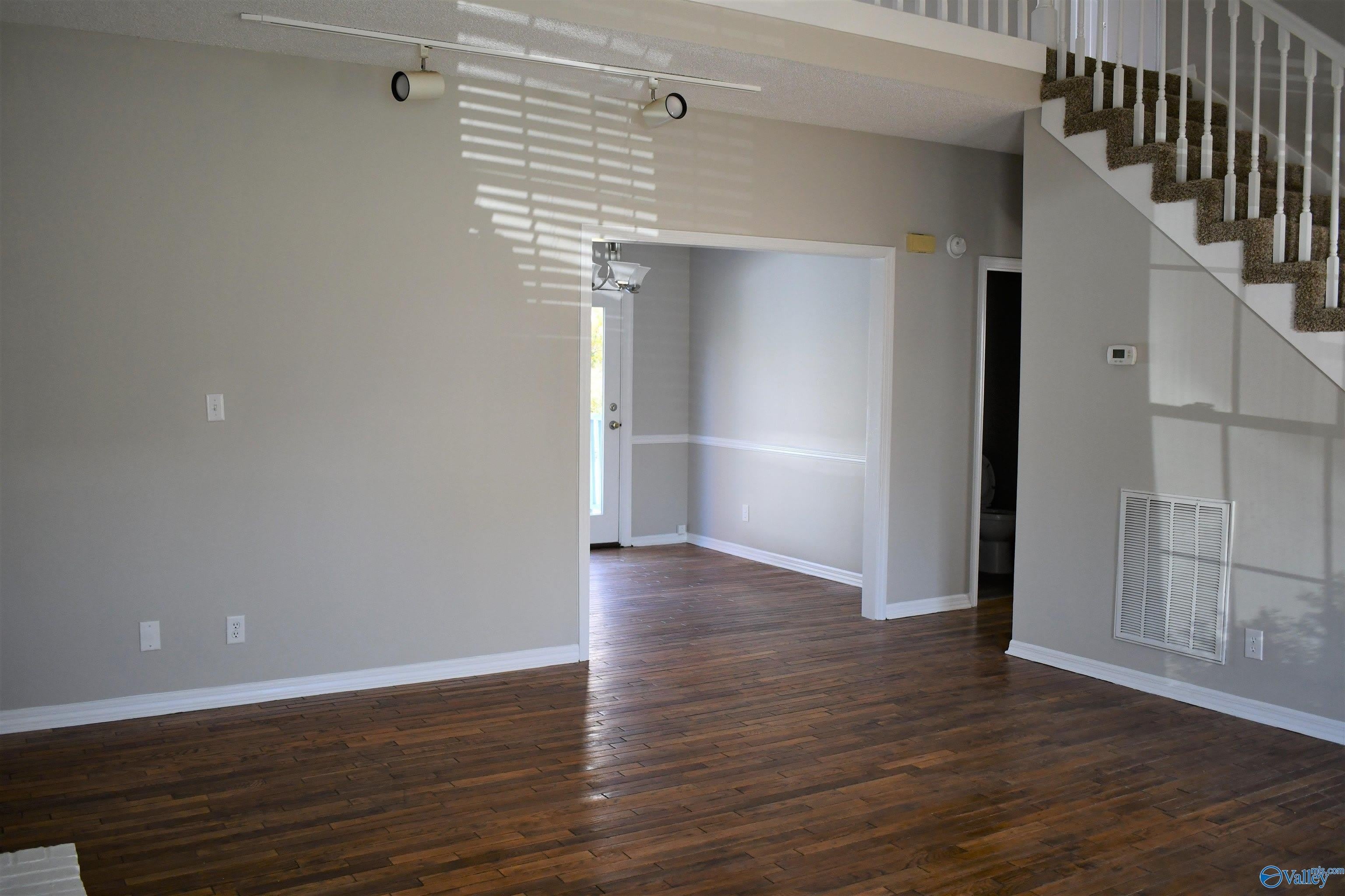 110 Norfolk Circle – photo 5