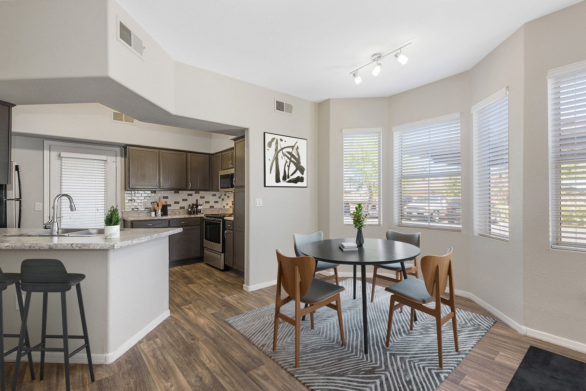 Cambria Apartments – photo 5