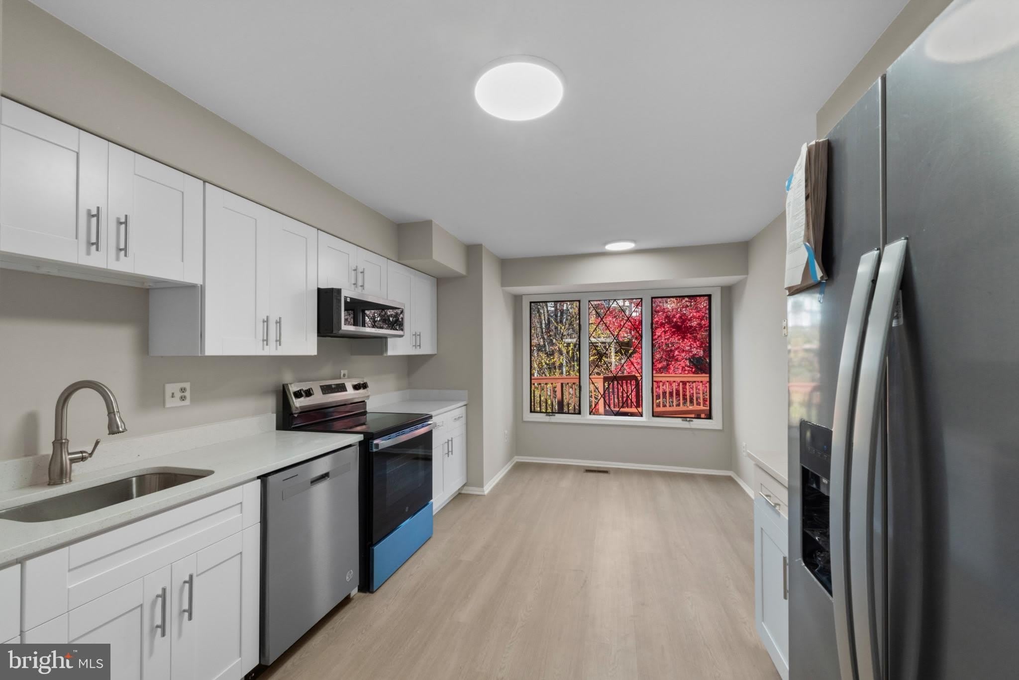 20 RHODES Place – photo 2