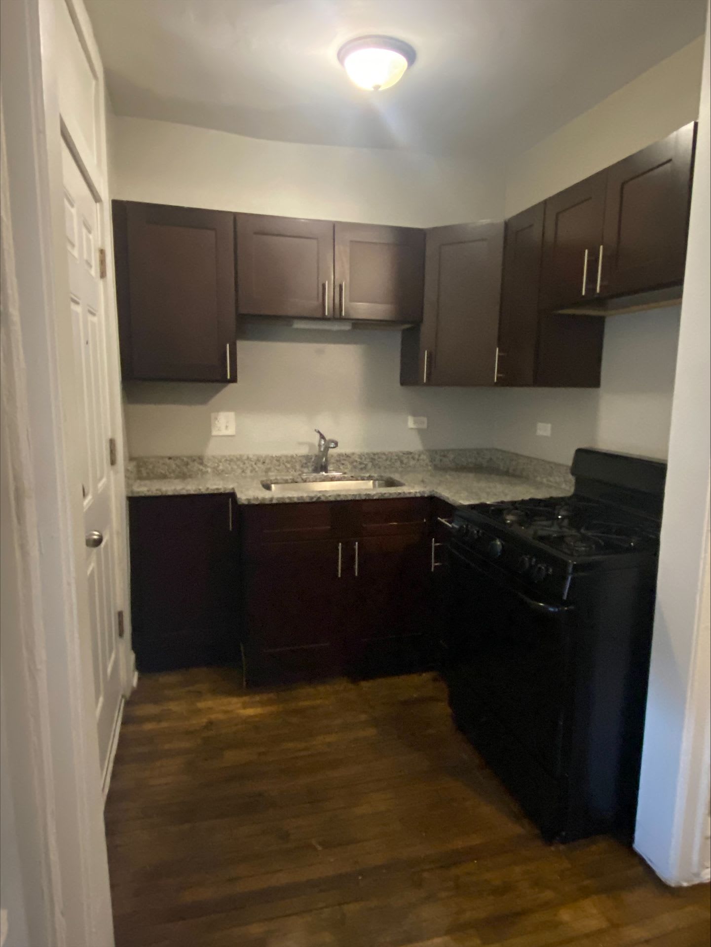 6904 S Cregier Ave – photo 5